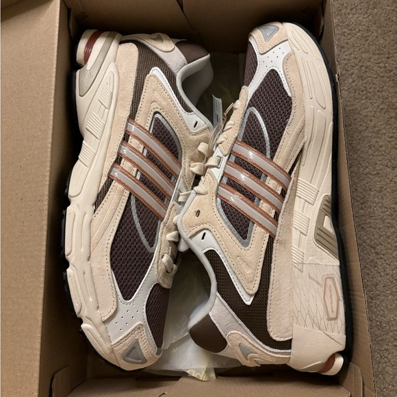 Adidas Response CL Wonder White Earth Strata - Picture 1 of 4